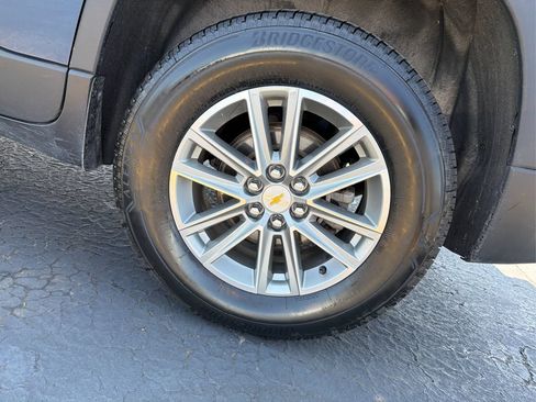Used 2023 Chevrolet Traverse LT w/ LPO, Floor Liner Package AWD/4WD image 23