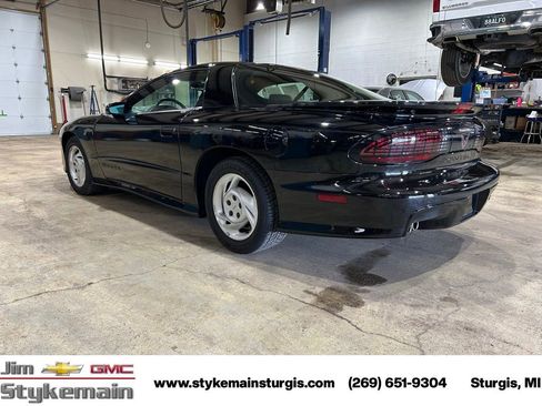 Used 1994 Pontiac Firebird Trans Am RWD image 6