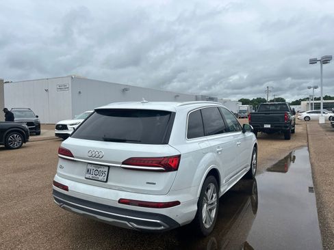 Used 2021 Audi Q7 2.0T Premium w/ Convenience Package AWD/4WD image 9