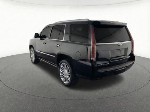 Used 2019 Cadillac Escalade Platinum image 6