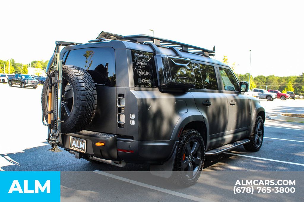 Used 2023 Land Rover Defender 130 SE AWD/4WD image 5