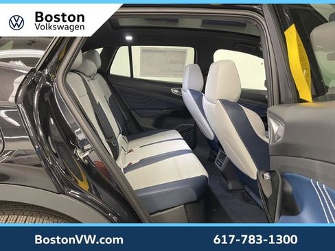 New 2025 Volkswagen ID.4 Pro S image 28
