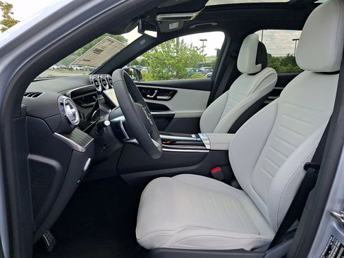 New 2026 Mercedes-Benz GLC 300 4MATIC image 9