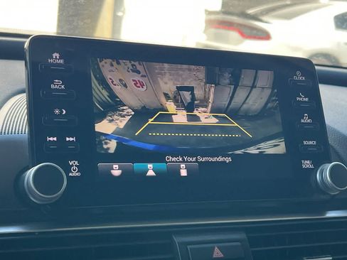 Used 2018 Honda Accord Sport image 20