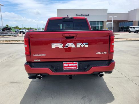New 2026 RAM 1500 Laramie AWD/4WD image 4