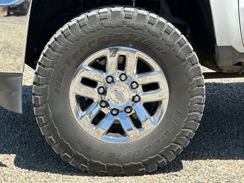 Used 2016 Chevrolet Silverado 2500 LTZ w/ LTZ Plus Package AWD/4WD image 12