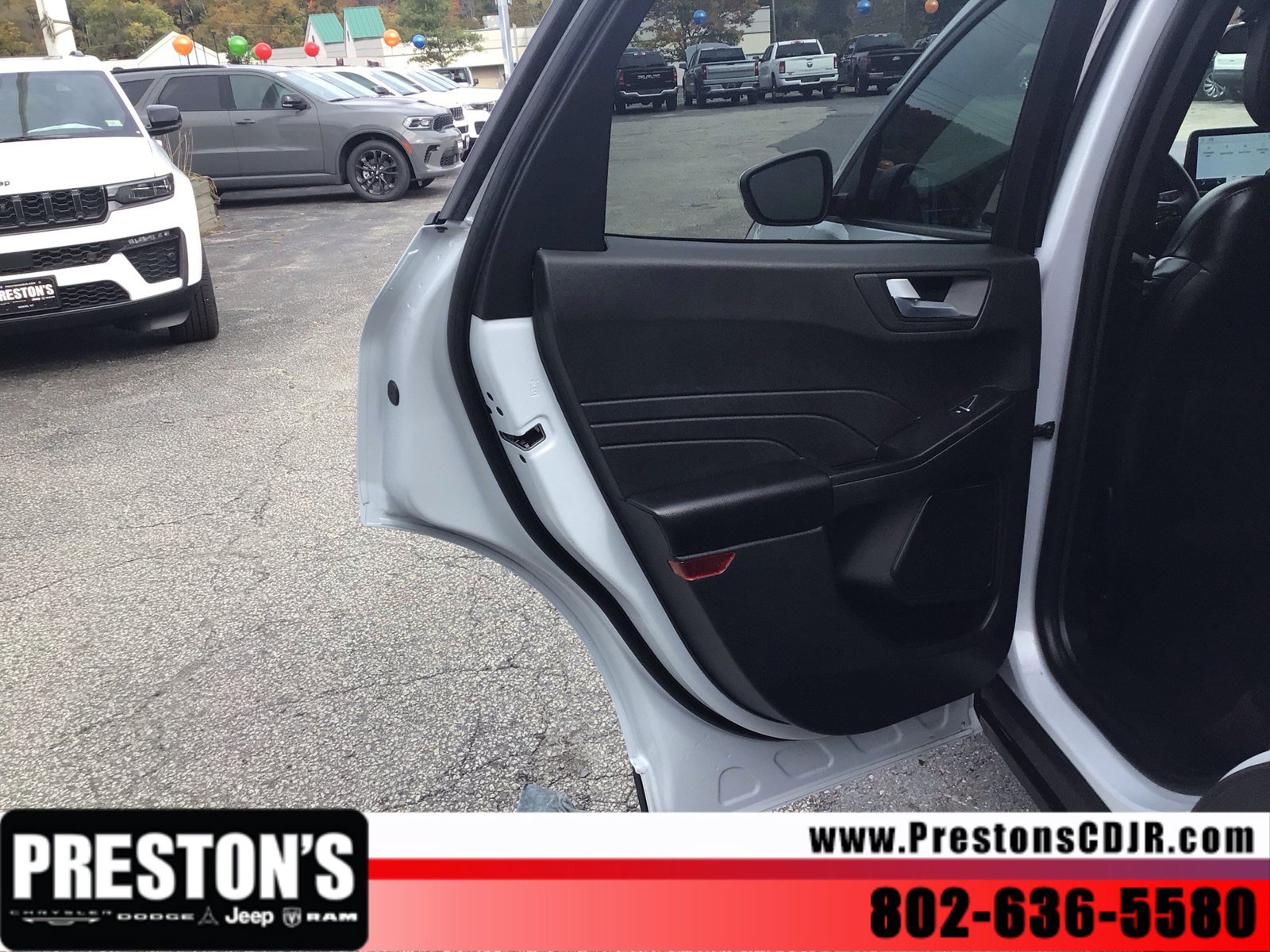 Used 2025 Ford Escape ST-Line Select AWD/4WD image 22