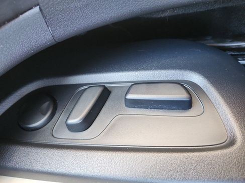 Used 2024 MAZDA CX-30 AWD 2.5 S w/ Preferred Package image 17