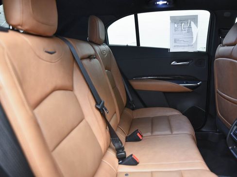 Used 2024 Cadillac XT4 Sport image 14