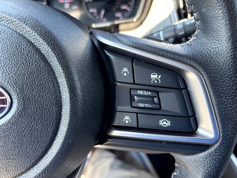 Used 2024 Subaru Outback Premium image 19