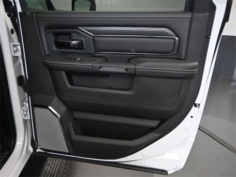 New 2025 Jeep Wagoneer S Limited image 21