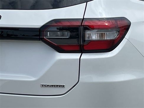 New 2025 Honda Pilot Touring image 7