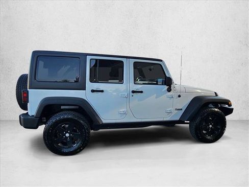 Used 2013 Jeep Wrangler Unlimited Sport image 4