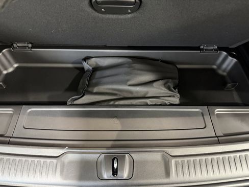 New 2026 Jeep Grand Wagoneer Limited image 8