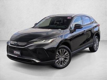 Used 2021 Toyota Venza Limited w/ Carpet Mat Package (TMS)