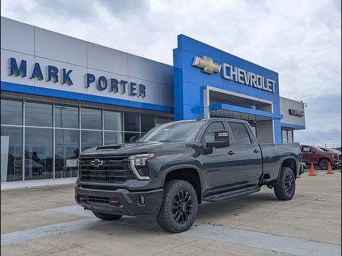 Used 2026 Chevrolet Silverado 2500 LT w/ Trail Boss Package AWD/4WD image 1