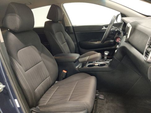 Used 2022 Kia Sportage LX image 21