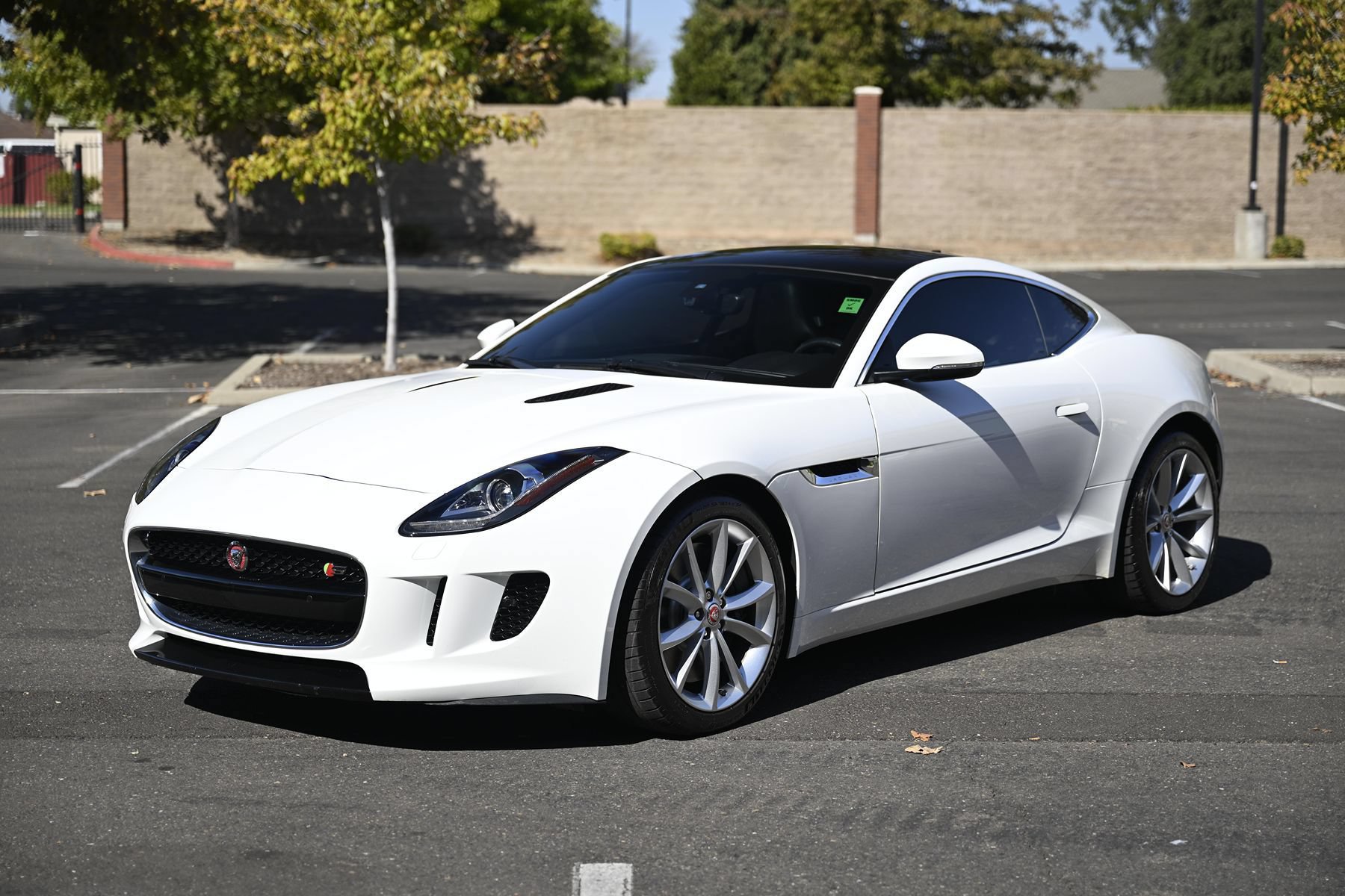 Used 2016 Jaguar F-TYPE S RWD image 1