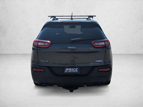 Used 2014 Jeep Cherokee Latitude AWD/4WD image 7