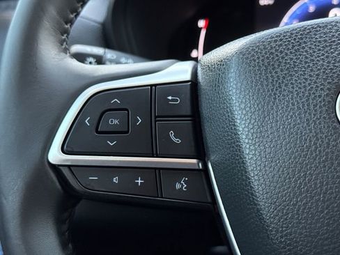 Used 2025 Toyota Grand Highlander AWD image 28