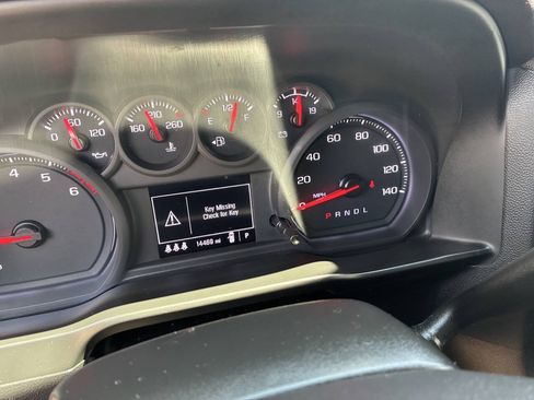 Used 2024 GMC Sierra 3500 Pro AWD/4WD image 16