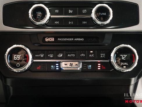 Used 2022 Ford F350 Lariat w/ Lariat Ultimate Package AWD/4WD image 25