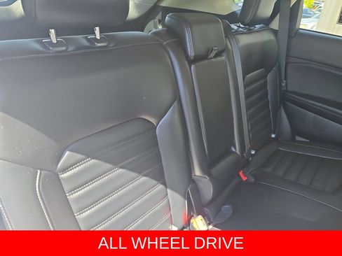 Used 2021 Ford Edge SEL w/ Convenience Package AWD/4WD image 11
