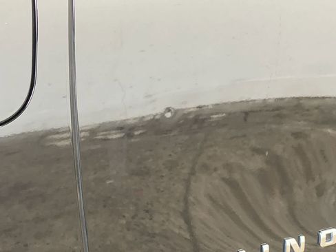 Used 2025 Chevrolet Equinox EV LT w/ Convenience Package image 37