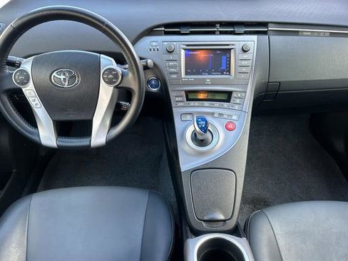 Used 2014 Toyota Prius Four image 13