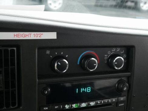 Used 2014 Chevrolet Express 4500 w/ Shuttle Bus Package RWD image 15