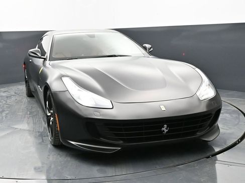 Used 2018 Ferrari GTC4Lusso T image 2
