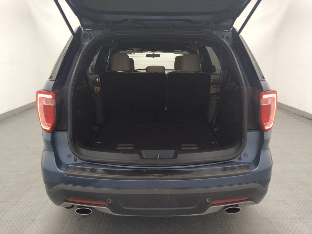Used 2018 Ford Explorer XLT FWD image 29