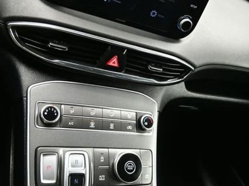 Used 2022 Hyundai Santa Fe SEL FWD image 27