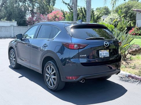 Used 2018 MAZDA CX-5 Touring w/ Preferred Equipment Package FWD image 3