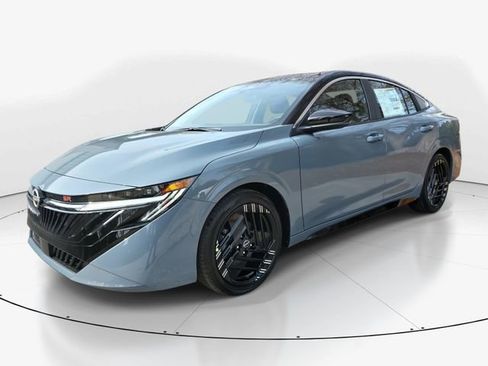 New 2026 Nissan Sentra SR w/ SR Premium Package image 5