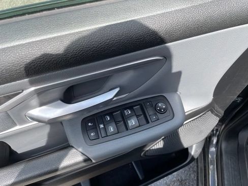 Used 2021 RAM 1500 Big Horn AWD/4WD image 26