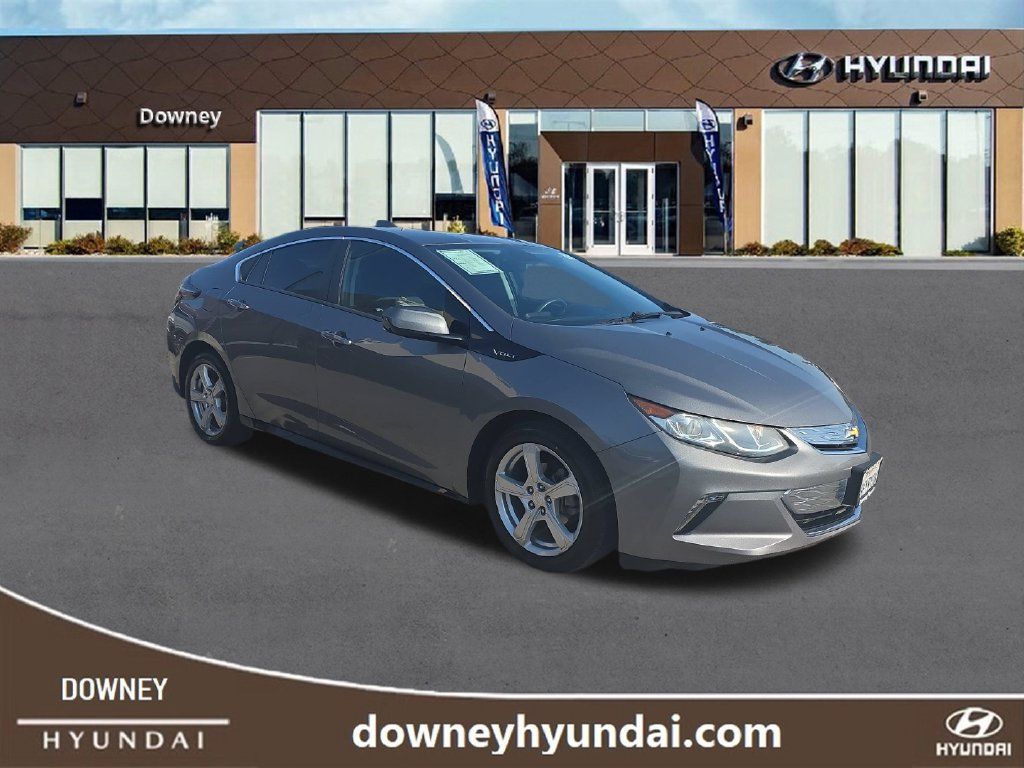 Used 2018 Chevrolet Volt LT FWD image 7