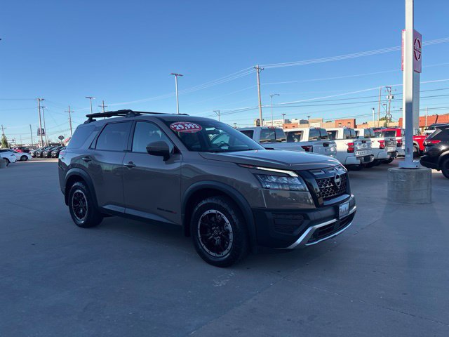 Used 2023 Nissan Pathfinder Rock Creek AWD/4WD image 2