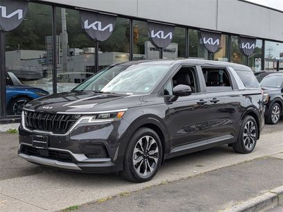 Used 2024 Kia Carnival EX