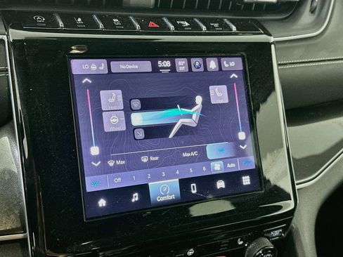 Used 2023 Jeep Grand Cherokee Altitude RWD image 23