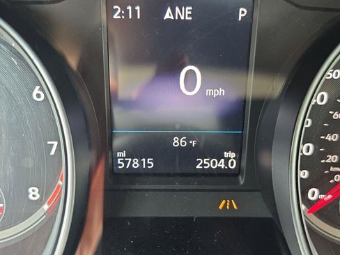 Used 2019 Volkswagen Atlas SE w/ Panoramic Sunroof Package AWD/4WD image 7