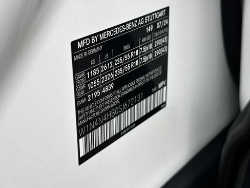 Certified 2025 Mercedes-Benz GLA 250 4MATIC image 35