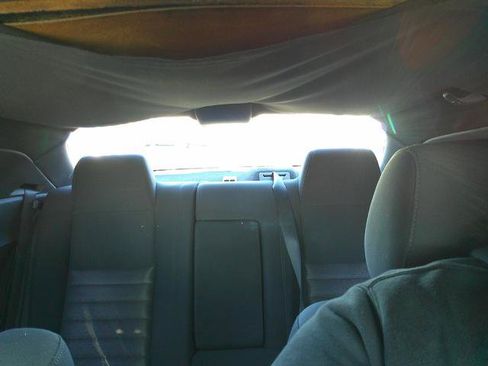 Used 2010 Dodge Challenger SE image 12