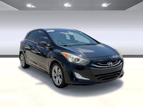 Used 2013 Hyundai Elantra GT w/ Tech Pkg FWD image 6