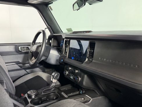 Used 2025 Ford Bronco Big Bend image 32
