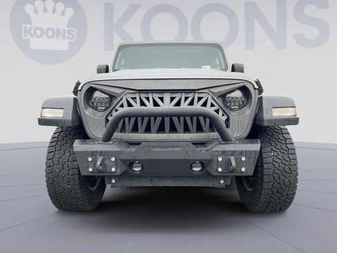 Used 2020 Jeep Gladiator Sport w/ Quick Order Package 24S AWD/4WD image 19