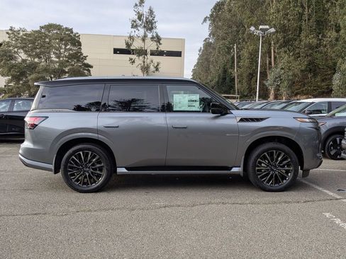 New 2026 INFINITI QX80 Autograph w/ Premium Cargo Package image 4