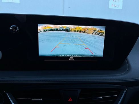 Used 2025 Buick Encore GX Preferred image 30