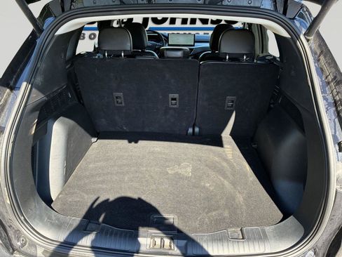 Used 2025 Ford Escape Platinum AWD/4WD image 10