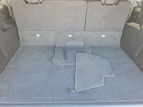 Used 2020 GMC Yukon XL SLT w/ Open Road Package image 6